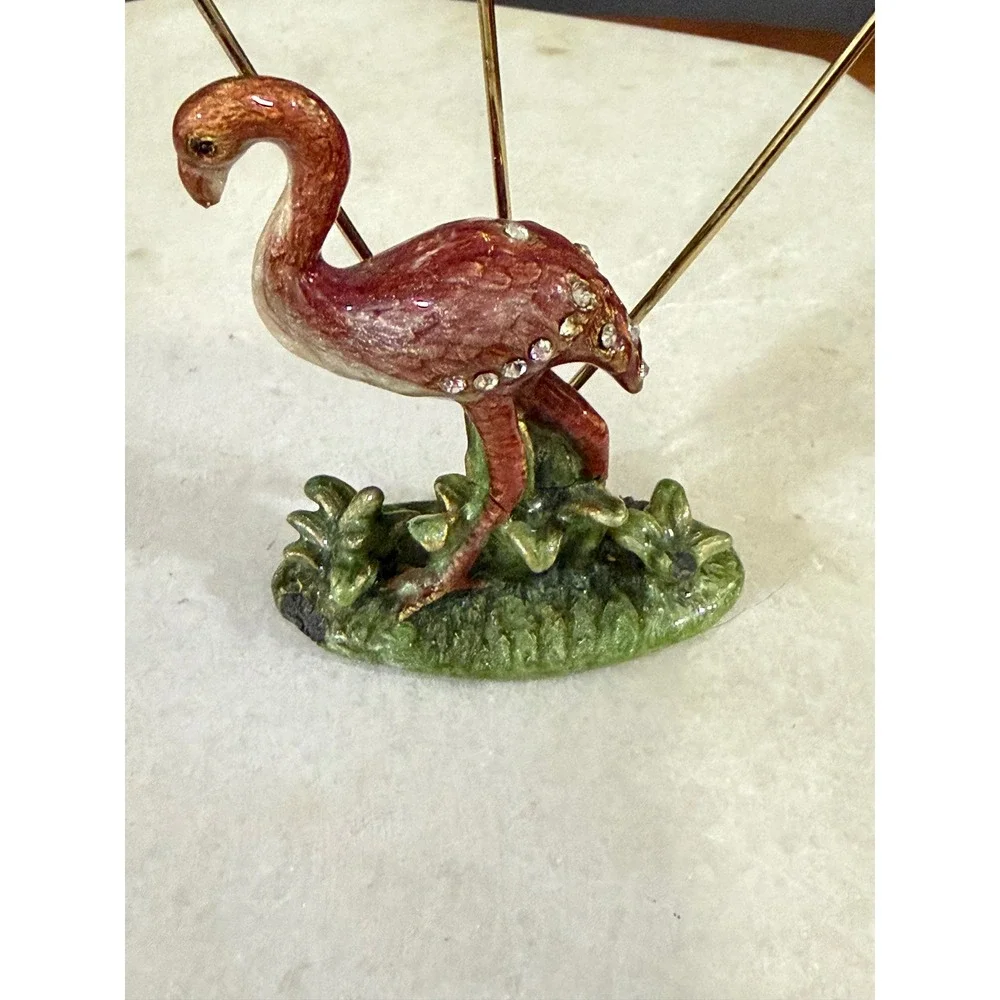 Unbranded vintage flamingo
